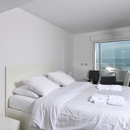 Le Nautilia Résidence de Luxe réservée aux couples Agde Exterior foto